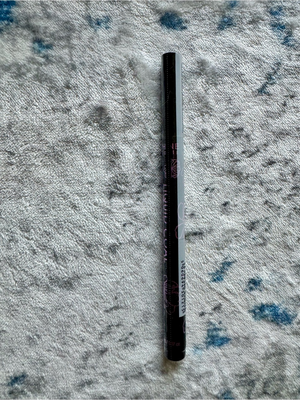 Liquid Coal Waterproof Liquid Eyeliner - Black - Picture 5 of 6